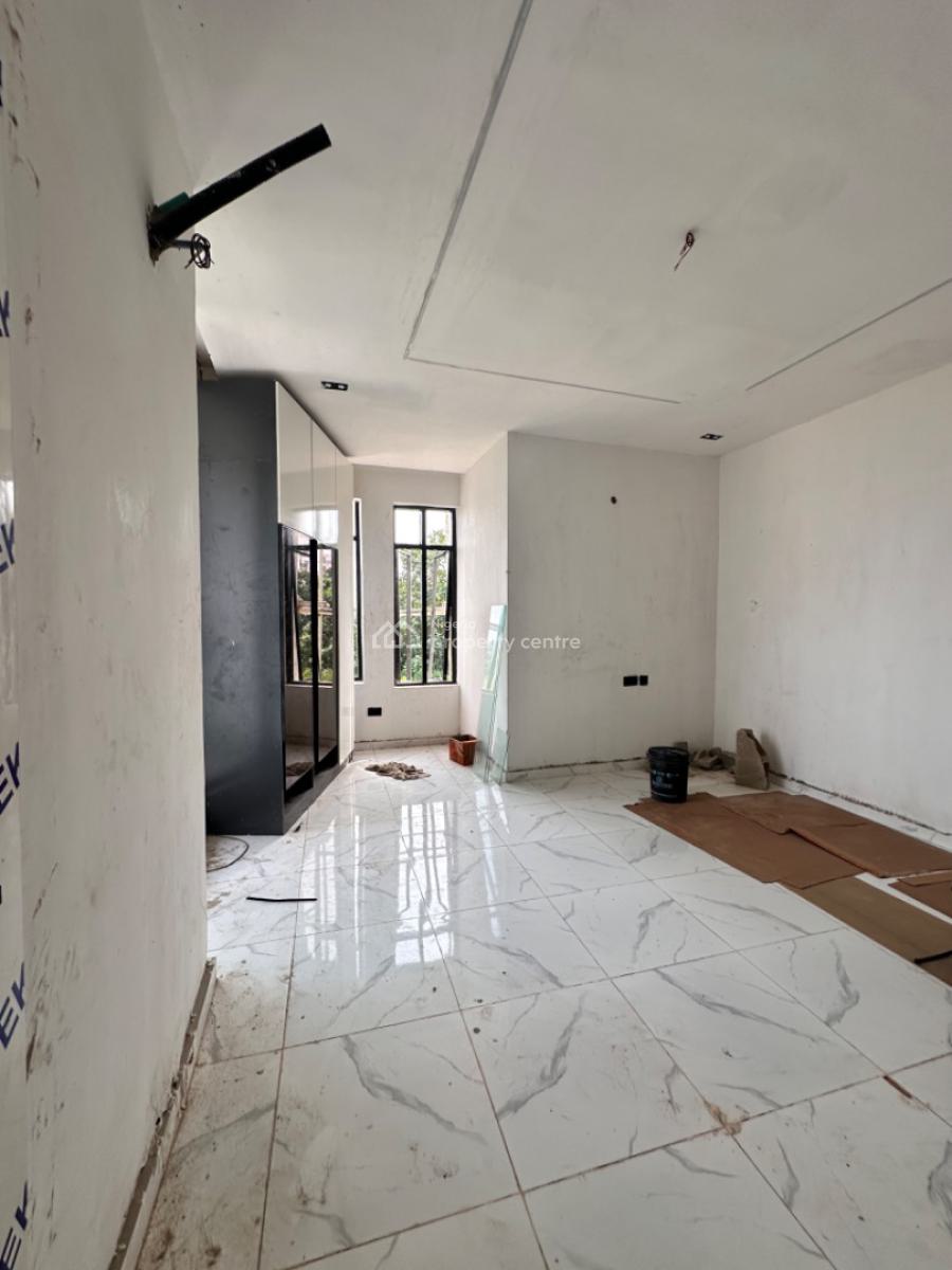 Very Clean and Very Large 1 Bedroom Apartment, Ikate Axis, Lekki, Lagos, Block of Flats for Sale