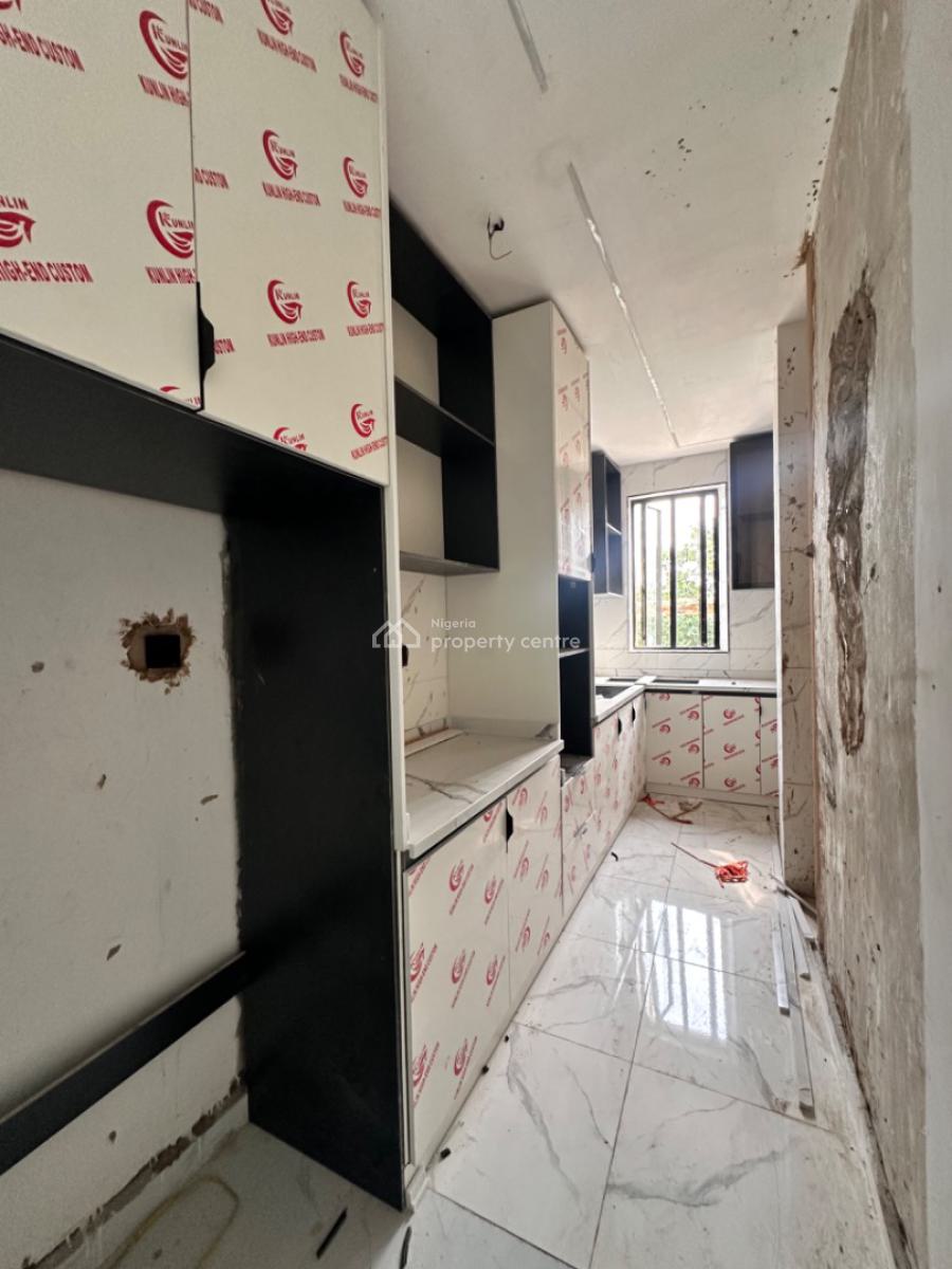 Very Clean and Very Large 1 Bedroom Apartment, Ikate Axis, Lekki, Lagos, Block of Flats for Sale