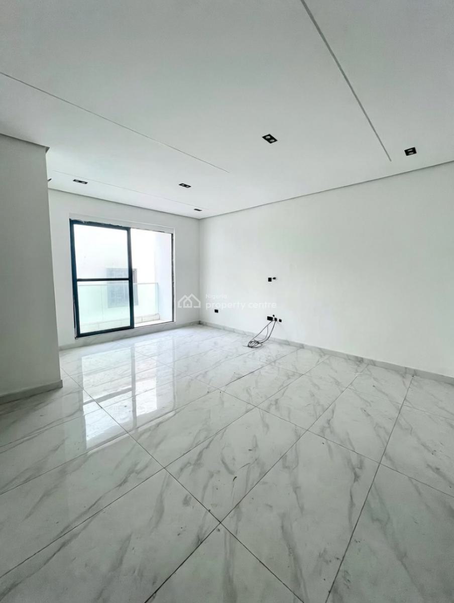 Luxury 1 Bedroom Apartment, Ologolo, Lekki, Lagos, Block of Flats for Sale