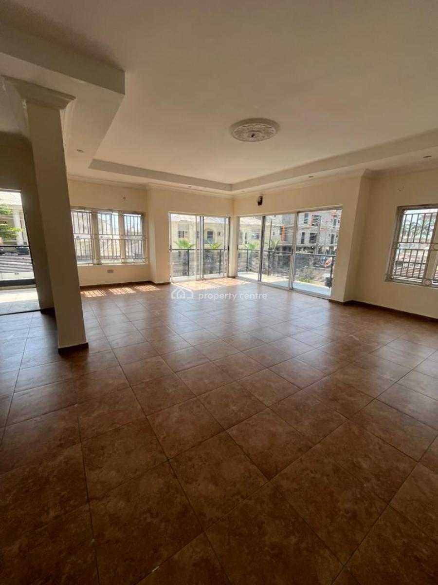Sharp Spacious 3 Bedrooms Flat with 1 Room Bq on The Ground Floor in a, Lekki Phase 1, Lekki Phase 1, Lekki, Lagos, House for Rent