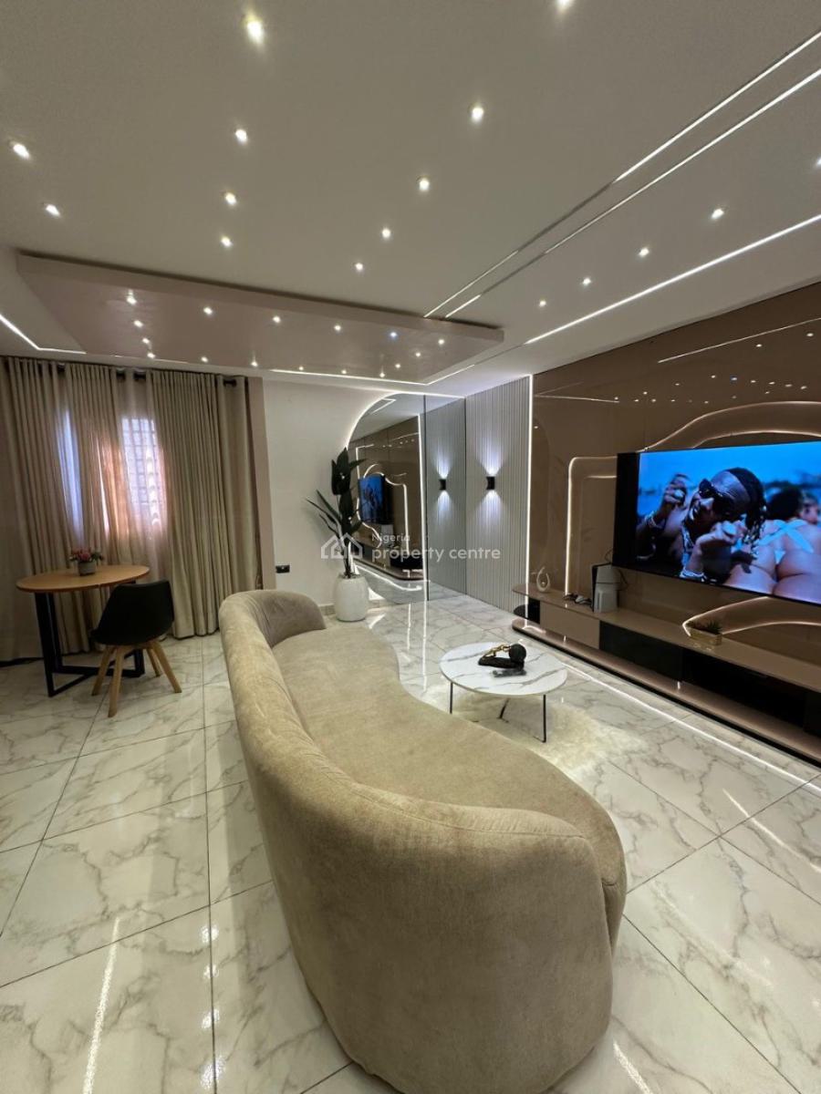 Luxury 1-bedroom Apartment in a Secured and Serene Estate at, Lekki Phase 1, Lekki, Lagos, Flat / Apartment Short Let