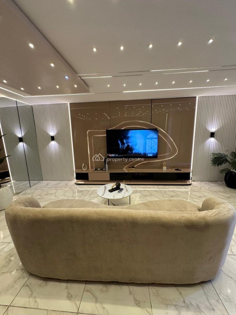 Luxury 1-bedroom Apartment in a Secured and Serene Estate at, Lekki Phase 1, Lekki, Lagos, Flat / Apartment Short Let