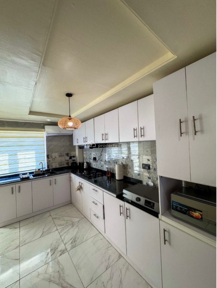 Luxury 1 Bedroom Apartment Location Lekki-phase1, Lekki Phase 1, Lekki, Lagos, Flat / Apartment Short Let