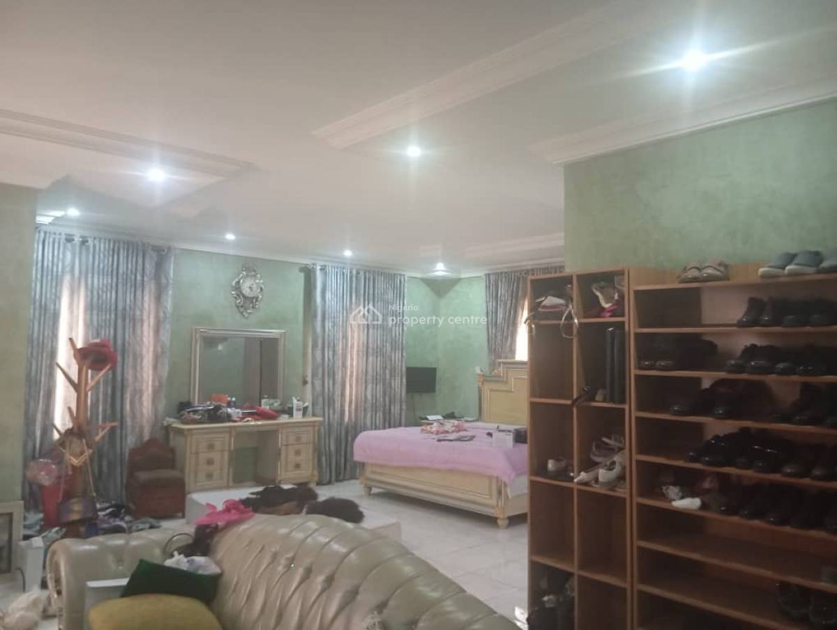 Well Spacious 5 Bedroom Detached House with 2bq and Swimming Pool, Off Admiralty Way, Lekki Phase 1, Lekki, Lagos, Detached Duplex for Rent