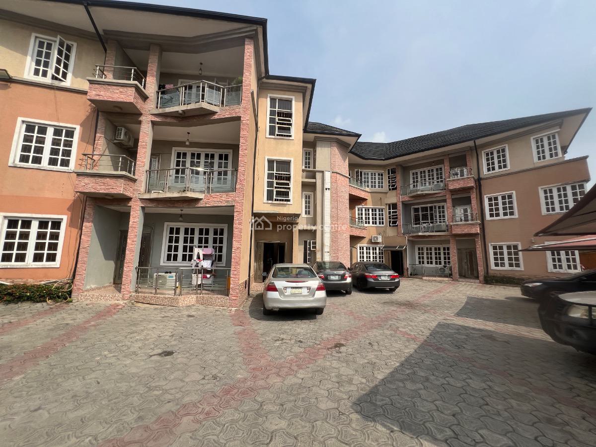 3 Bedroom Lovely Flats with Bq, Lekki Phase 1, Lekki Phase 2, Lekki, Lagos, Flat / Apartment for Rent