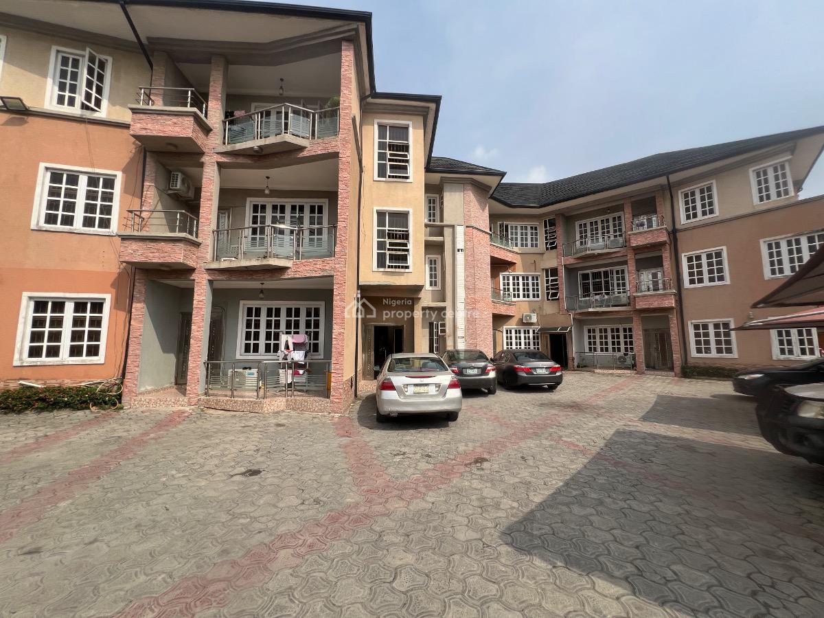 3 Bedroom Lovely Flats with Bq, Lekki Phase 1, Lekki Phase 2, Lekki, Lagos, Flat / Apartment for Rent