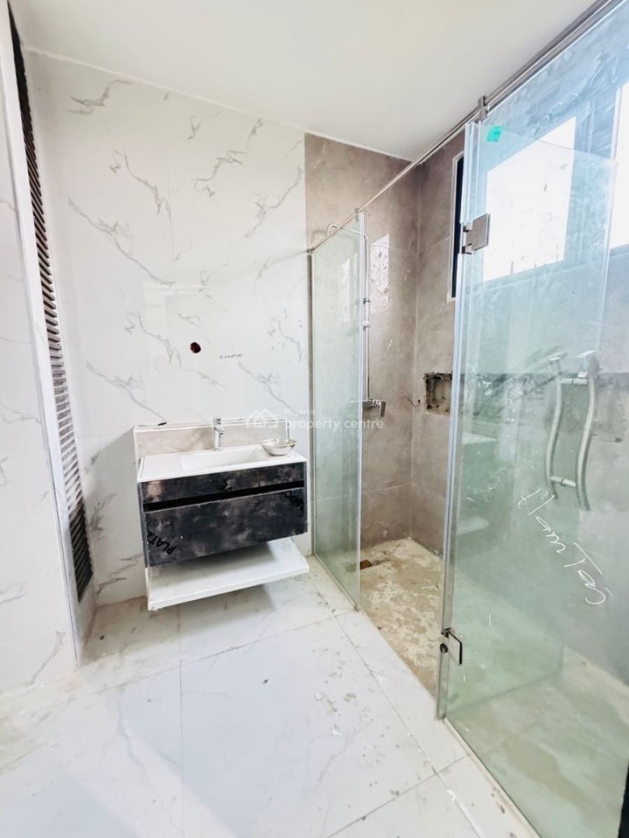 Newly Built Luxury 4 Bedrooms Maisonette on The 5th Floor with Bq, Ele, Banana Island Road Ikoyi, Ikoyi, Lagos, Block of Flats for Sale