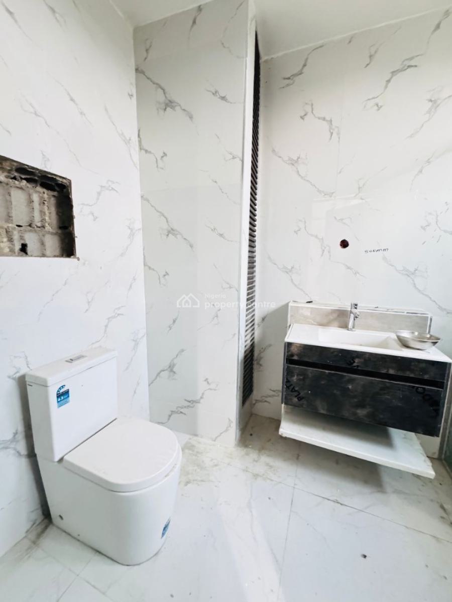 Newly Built Luxury 4 Bedrooms Maisonette on The 5th Floor with Bq, Ele, Banana Island Road Ikoyi, Ikoyi, Lagos, Block of Flats for Sale