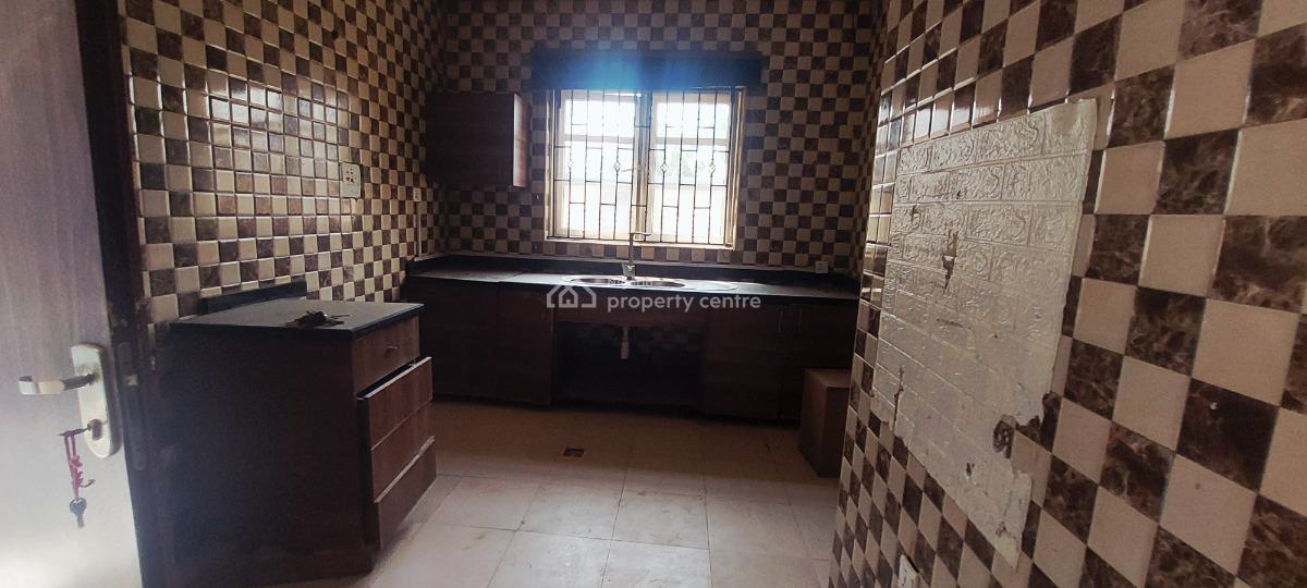 4 Bedroom Terrace Duplex with Bq, Guzape District, Abuja, Terraced Duplex for Rent