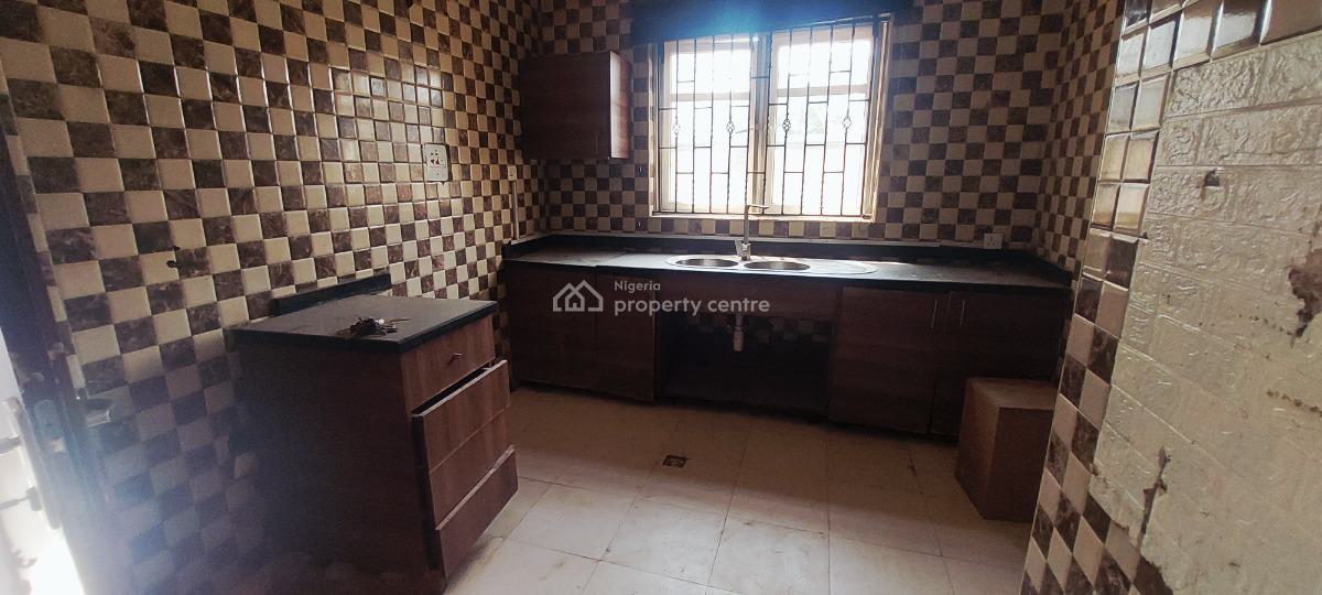 4 Bedroom Terrace Duplex with Bq, Guzape District, Abuja, Terraced Duplex for Rent