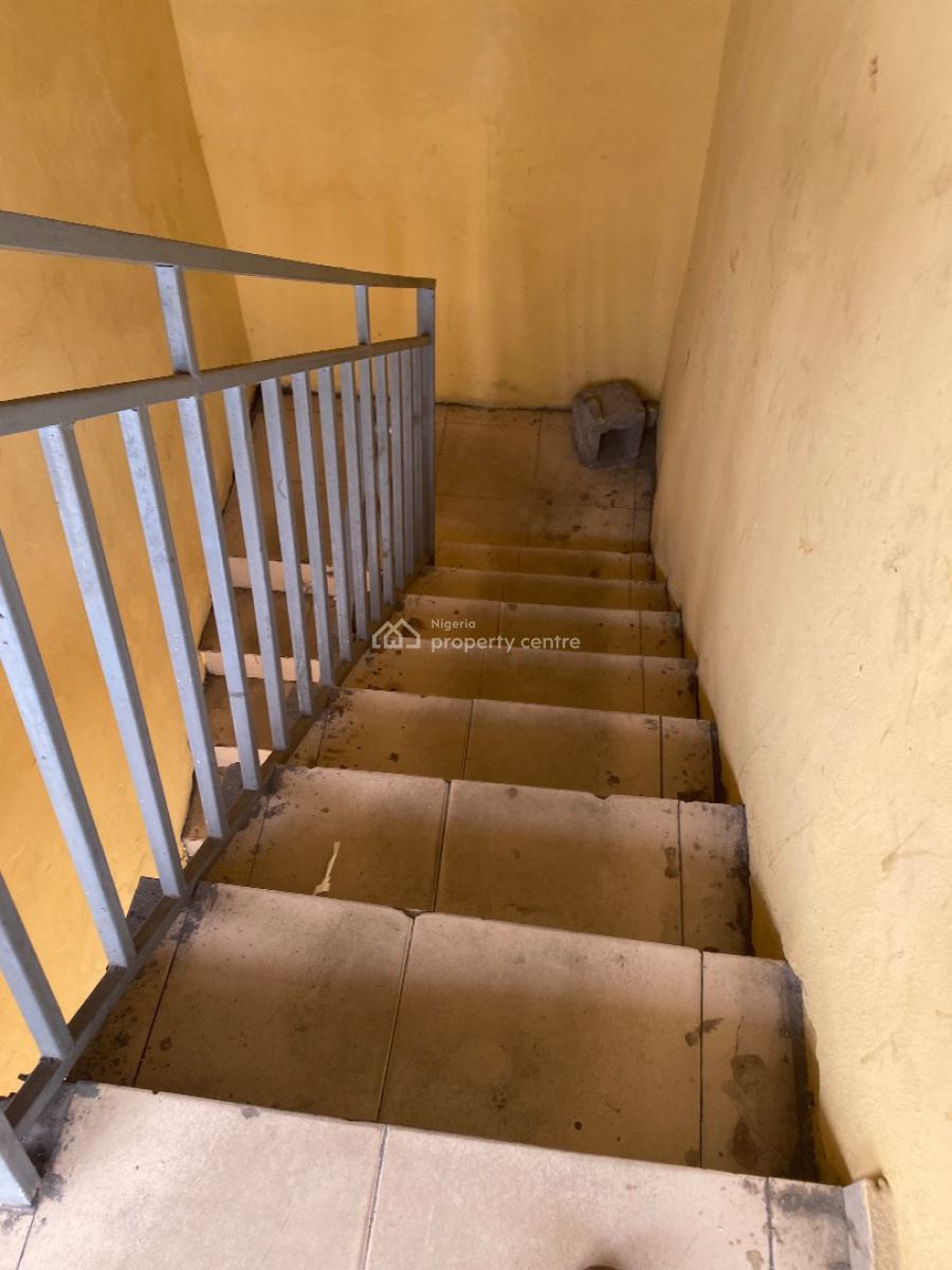 Well Located Office Space, No. 2 Worukwo Street, Oroworukwo, Port Harcourt, Rivers, Office Space for Rent