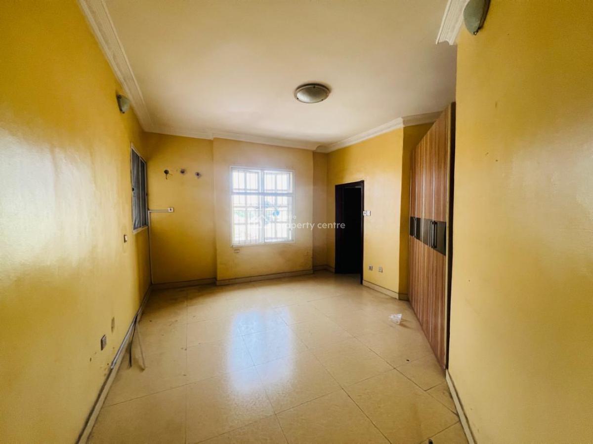 Lovely 3 Bedroom Apartment in Lekki Phase 1, Lekki Phase 1, Lekki, Lagos, Flat / Apartment for Rent