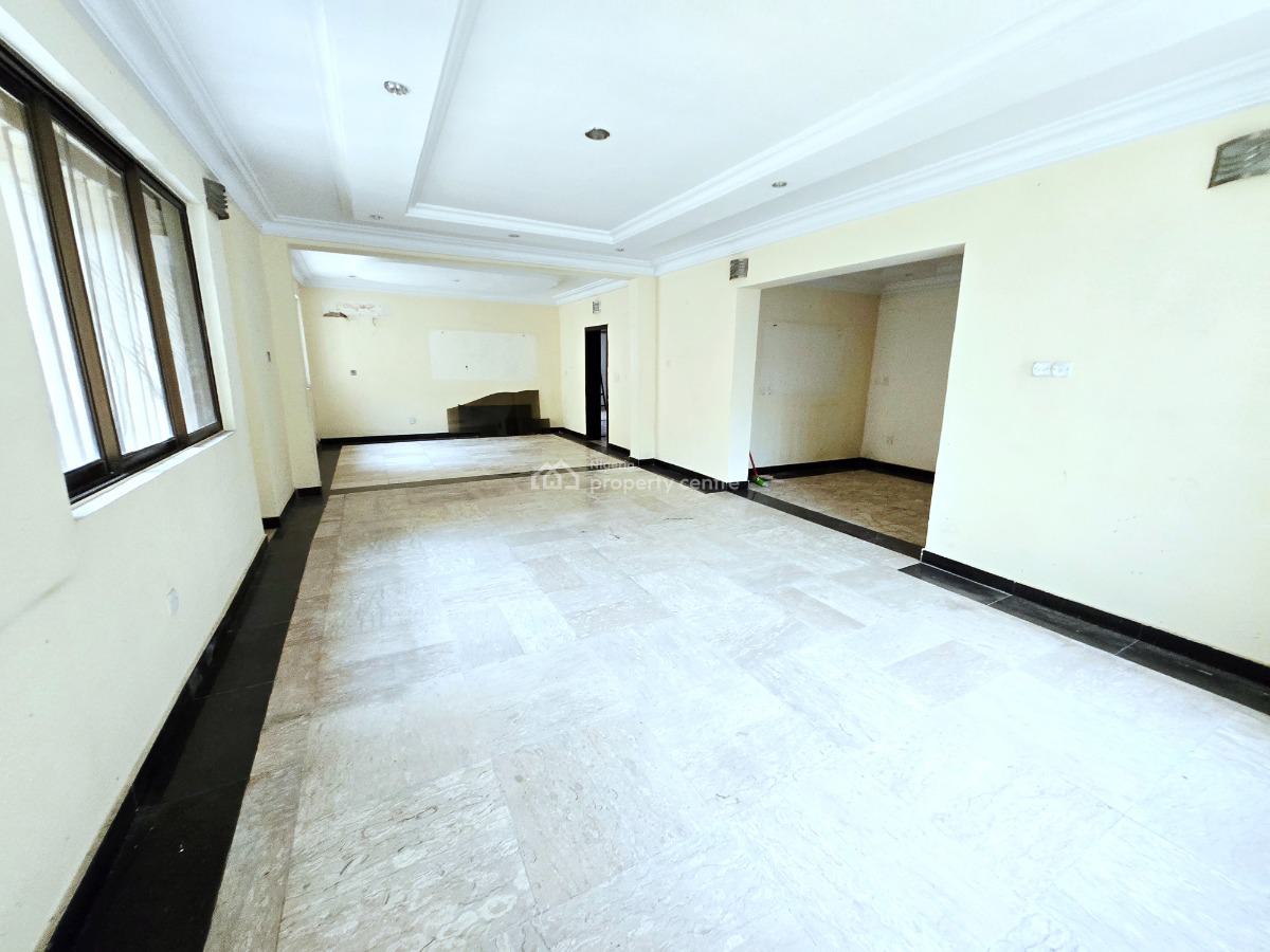 Massive 6 Bedroom Detached, Lekki Phase 1, Lekki, Lagos, Office Space for Rent