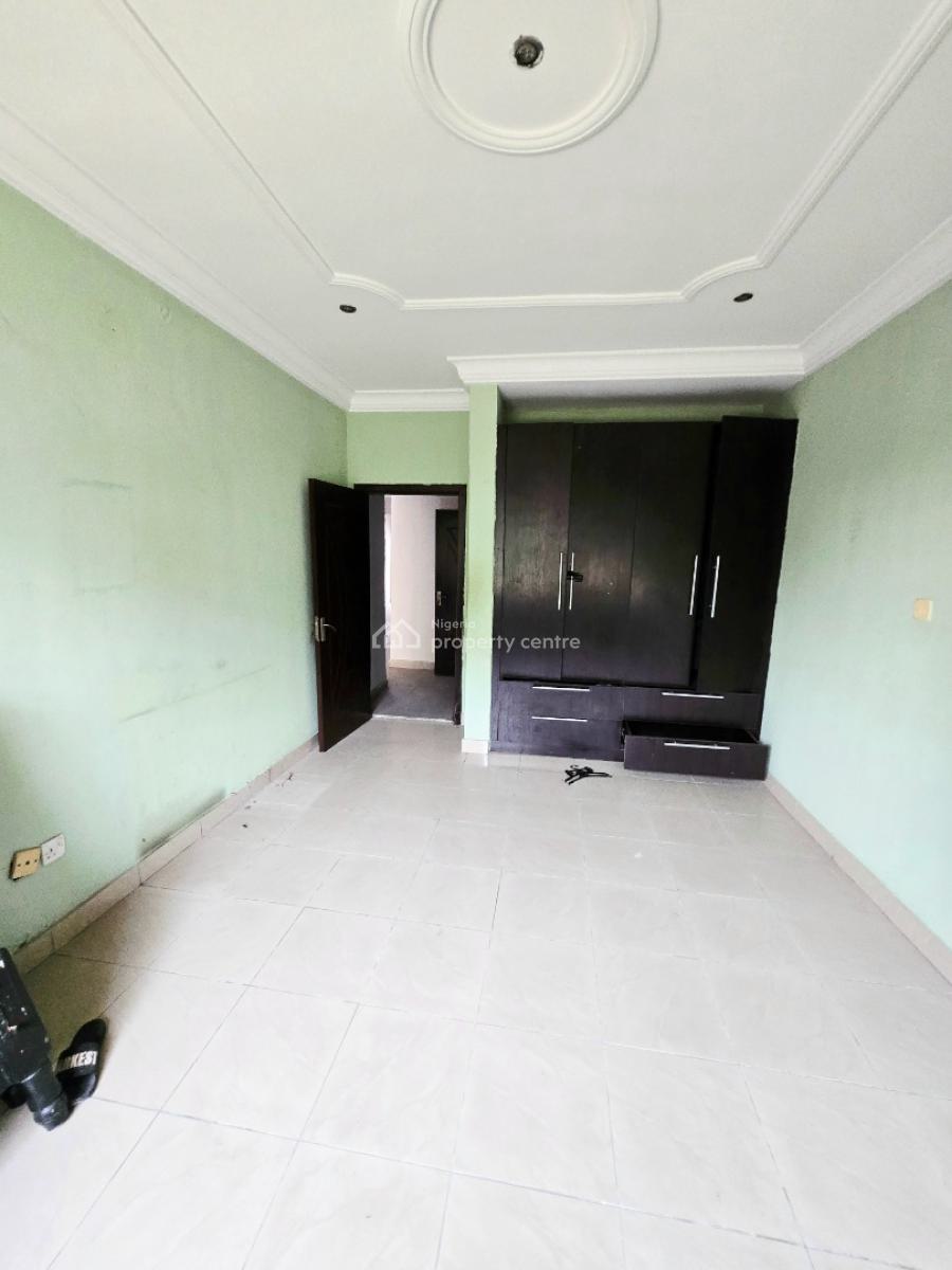 Massive 6 Bedroom Detached, Lekki Phase 1, Lekki, Lagos, Office Space for Rent