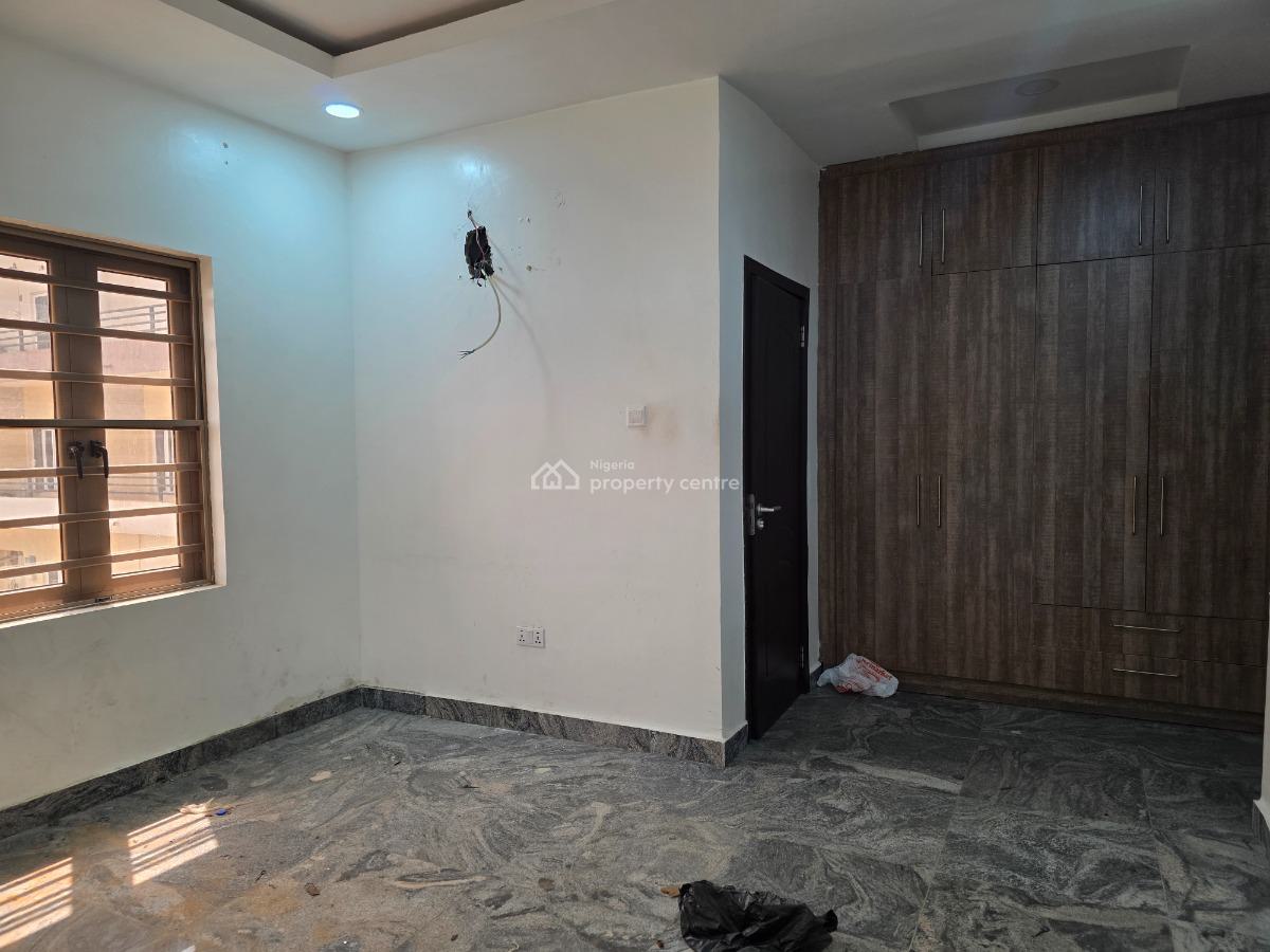 an Extremely Clean and Well Spacious 3-bedroom Flat with Bq, By America International School, Durumi, Abuja, Flat / Apartment for Rent