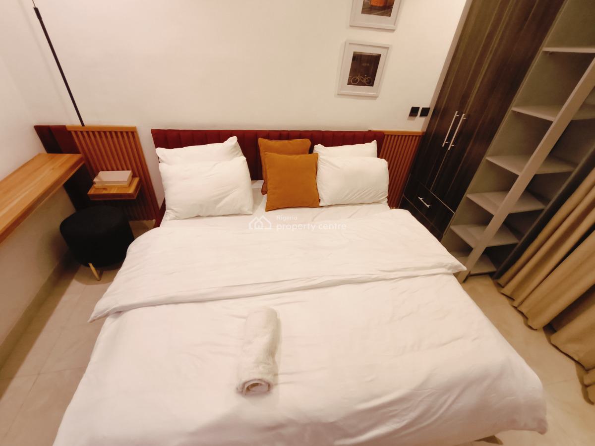 Exquisite 2 Bedroom Apartment, Lekki Phase 1, Lekki Phase 1, Lekki, Lagos, Flat / Apartment Short Let