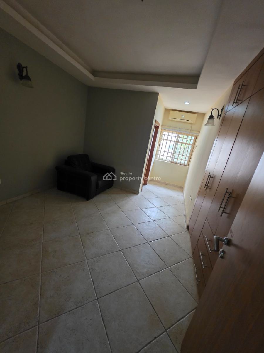 an Extremely Clean and Spacious 3-bedroom Flat, Maitama District, Abuja, Flat / Apartment for Rent