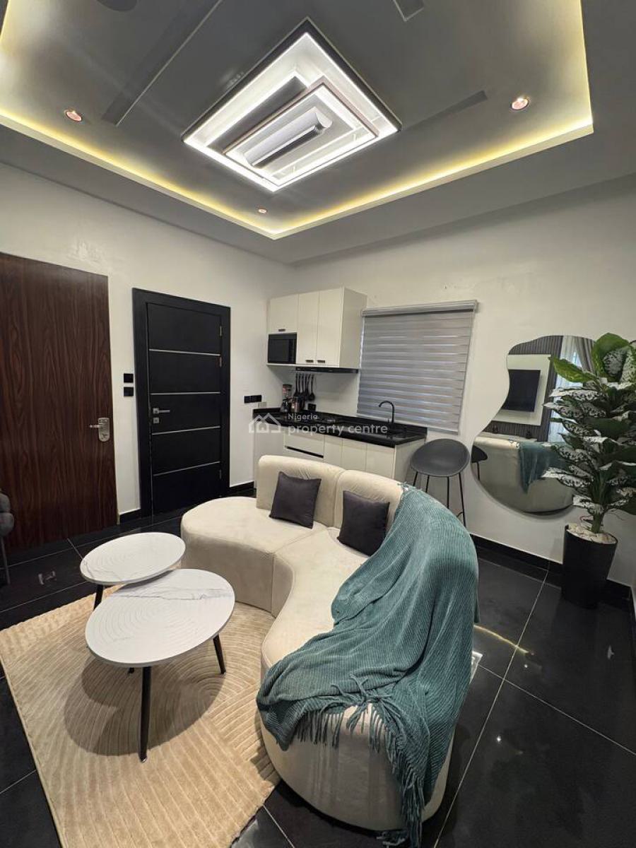 L&l Papaya Studio Apartment, Pedro, Gbagada, Lagos, Self Contain (single Rooms) Short Let