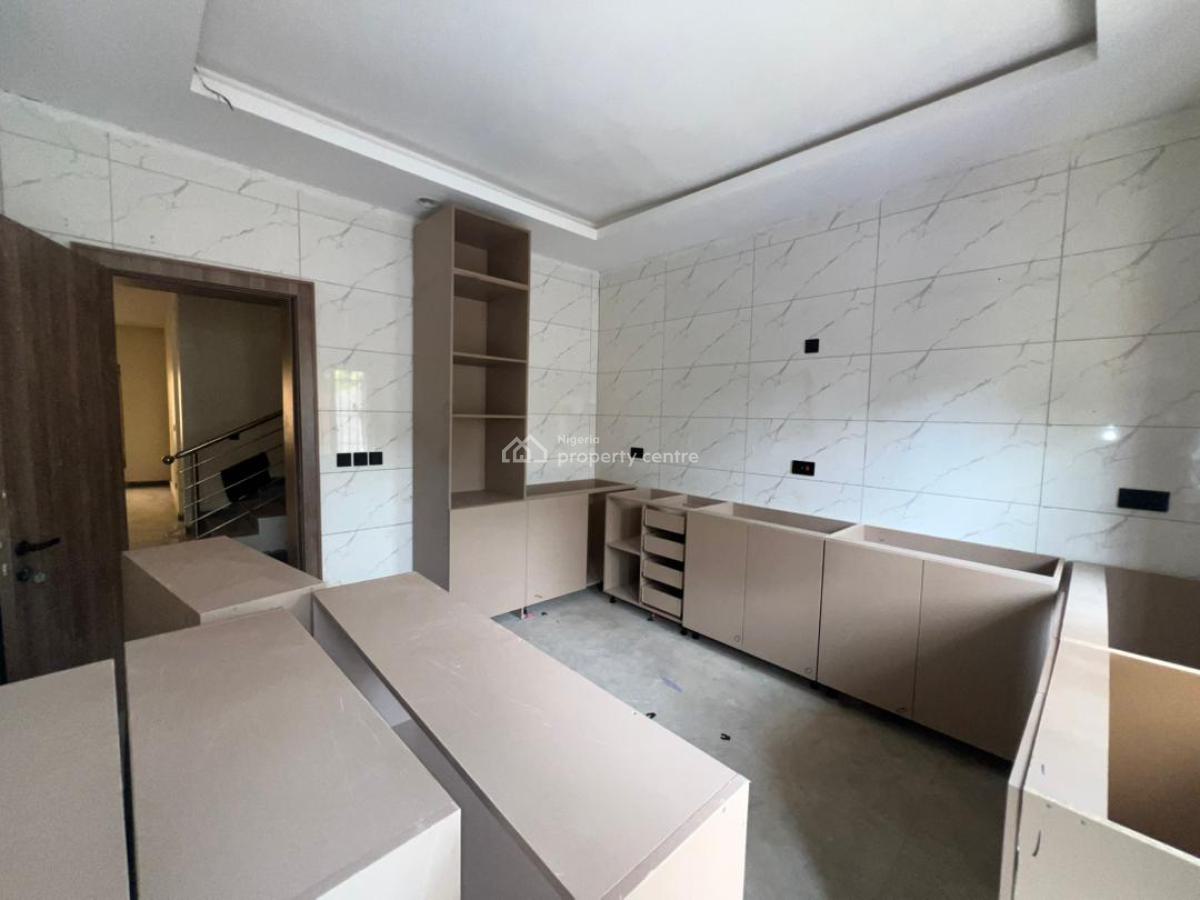 5bedroom Terrace Duplex with an Attached Bq in a Mini Estate, Maitama, Maitama District, Abuja, House for Sale