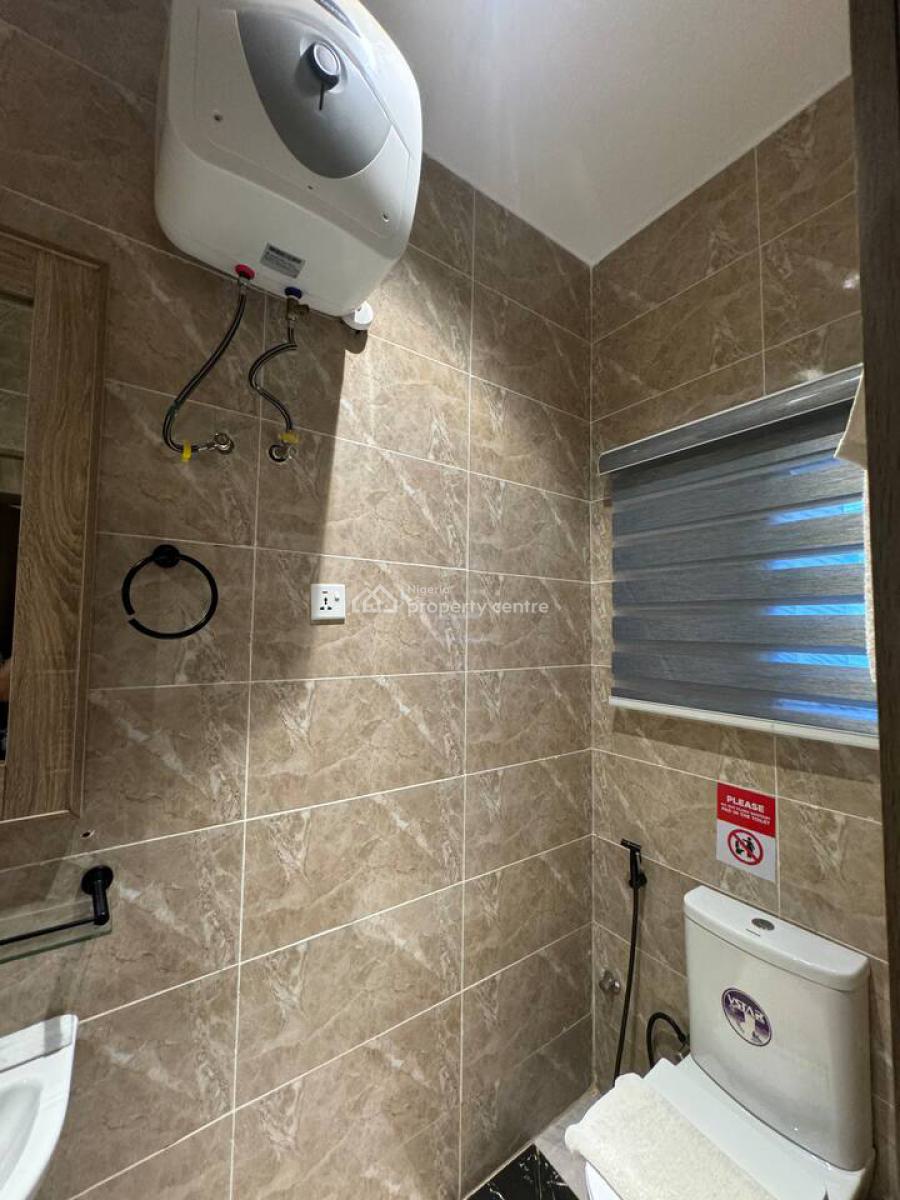 L & L Emerald Studio Apartment, Pedro, Gbagada, Lagos, Flat / Apartment Short Let