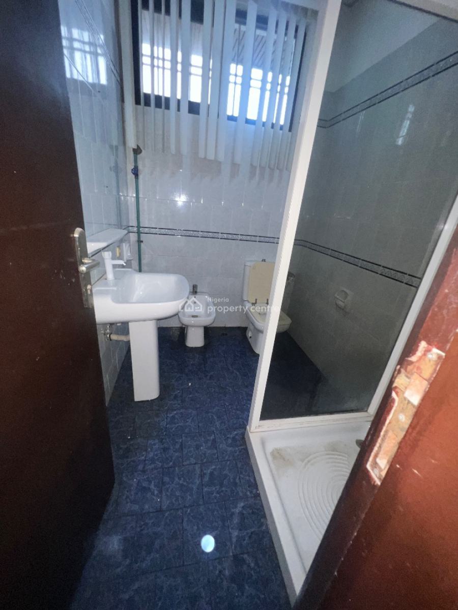 Very Spacious 4 Bedroom Semi Detached House with Bq, Off Admiralty Way, Lekki Phase 1, Lekki, Lagos, Semi-detached Duplex for Rent