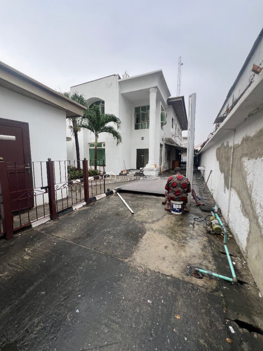 Very Spacious 4 Bedroom Semi Detached House with Bq, Off Admiralty Way, Lekki Phase 1, Lekki, Lagos, Semi-detached Duplex for Rent