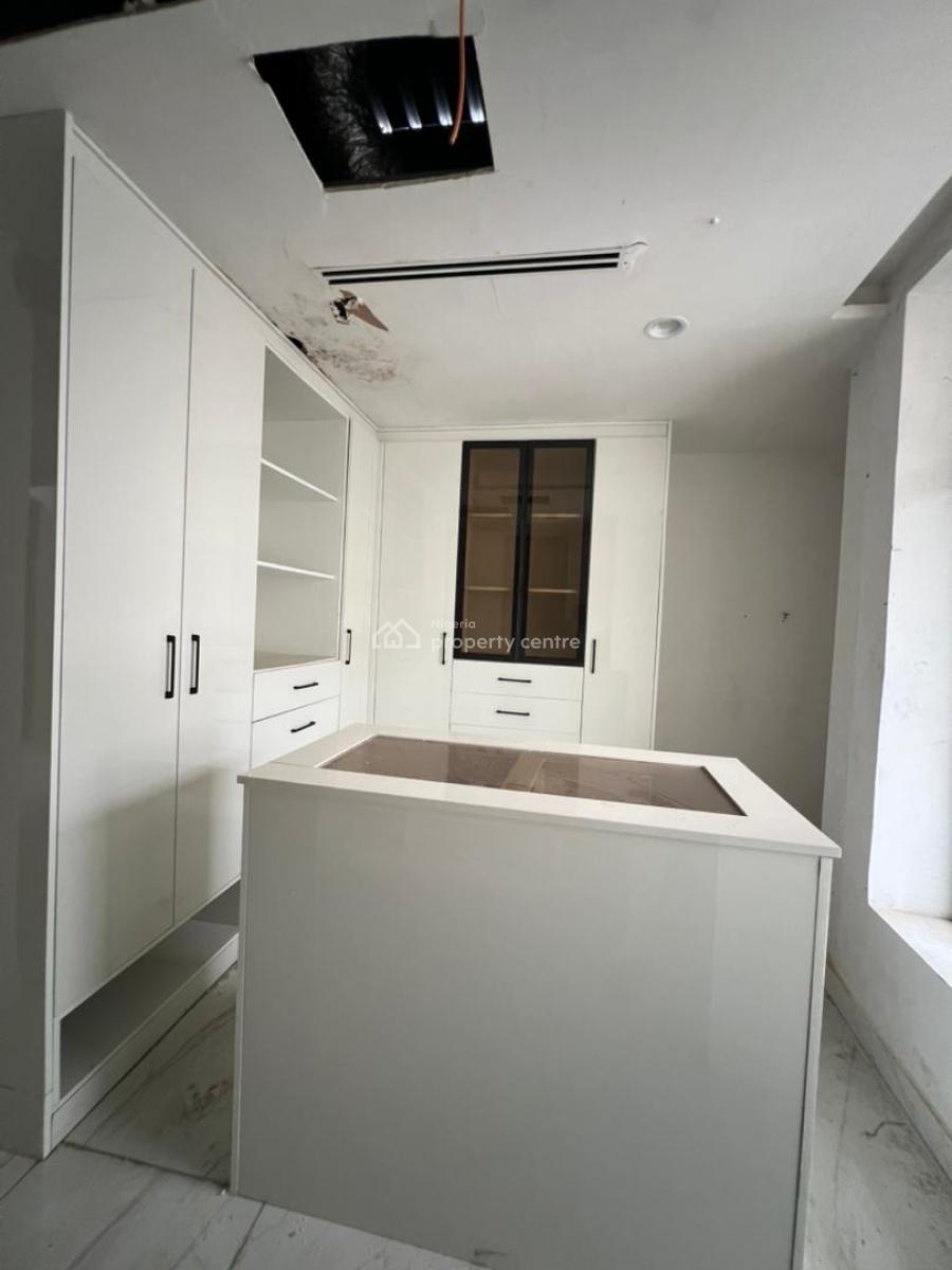 6bedroom Fully Detached Duplex with Bq in a Prime Area of Guzape, Guzape, Guzape District, Abuja, Detached Duplex for Sale