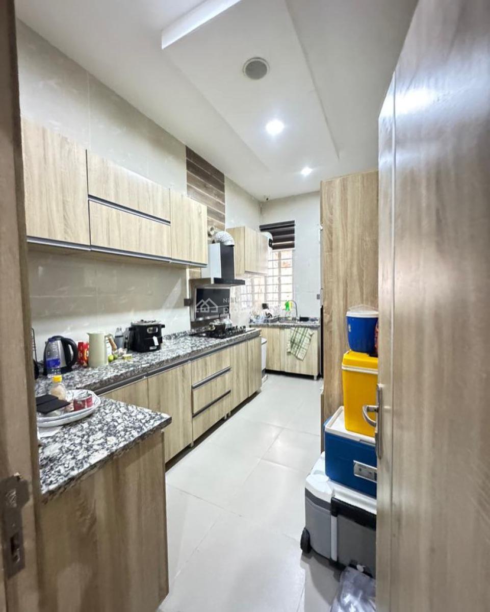 Lovely 4 Bedroom Terrace Duplex with Bq, Vgc, Vgc, Lekki, Lagos, Terraced Duplex for Sale