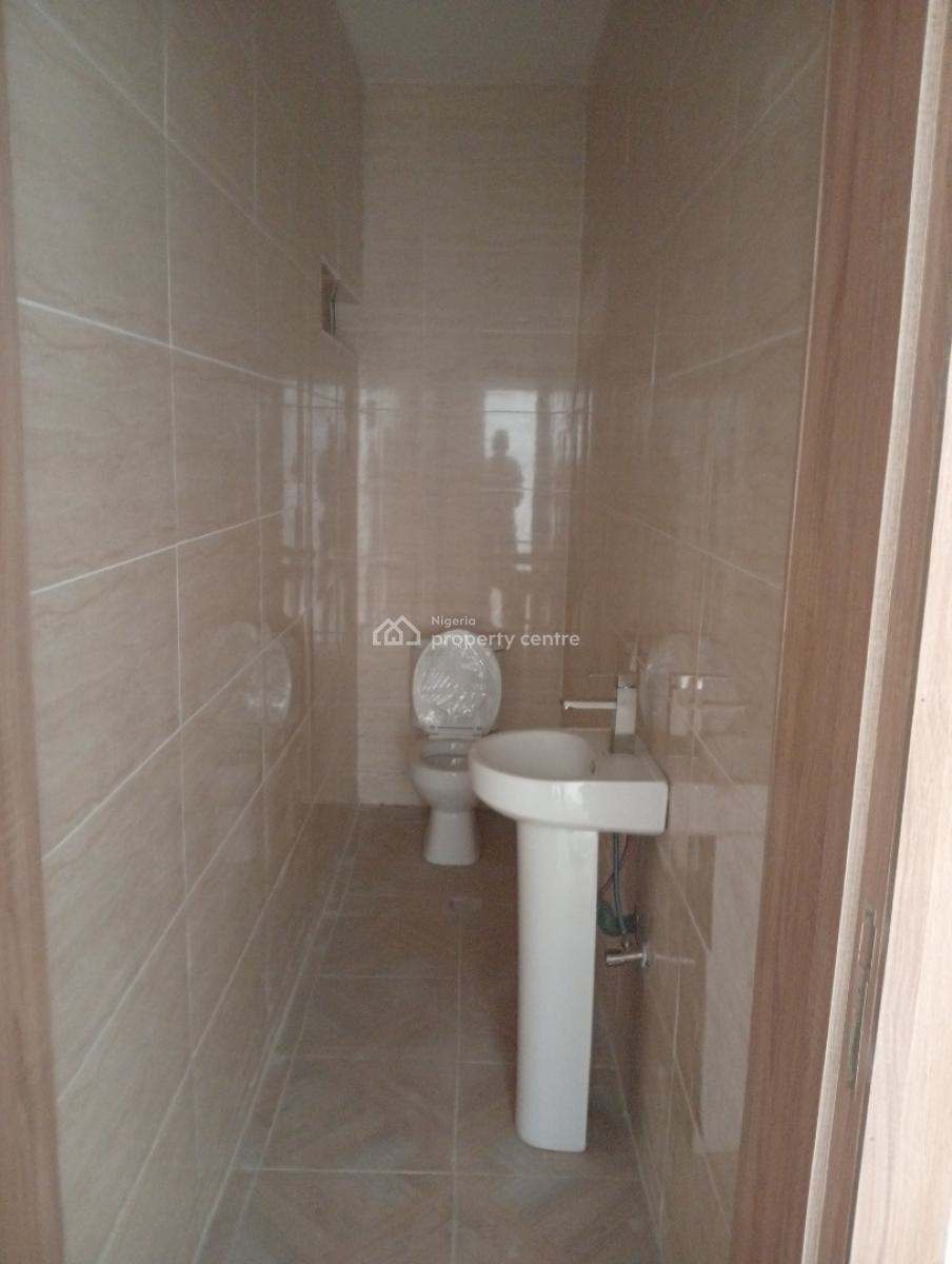 Newly Built and Well Finished 2 Bedroom Flat on The 2nd Floor, Off Muiz Banire Street, Lekki Phase 2, Lekki, Lagos, Flat / Apartment for Rent