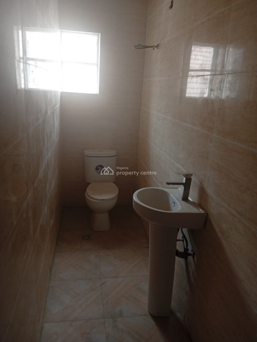 Newly Built and Well Finished 2 Bedroom Flat on The 2nd Floor, Off Muiz Banire Street, Lekki Phase 2, Lekki, Lagos, Flat / Apartment for Rent