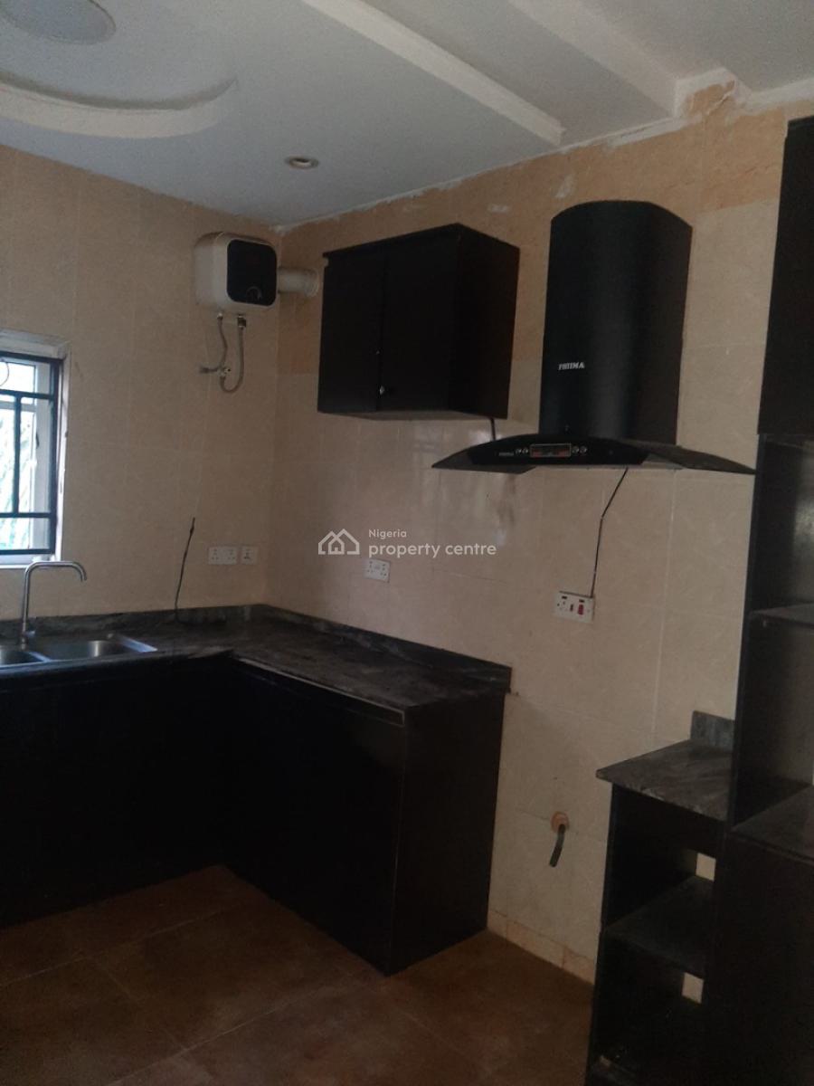 Luxury and Excellent 3bedrooms Flat, Sure Dwelling Estate Oposite Gra, Abijo, Lekki, Lagos, House for Rent