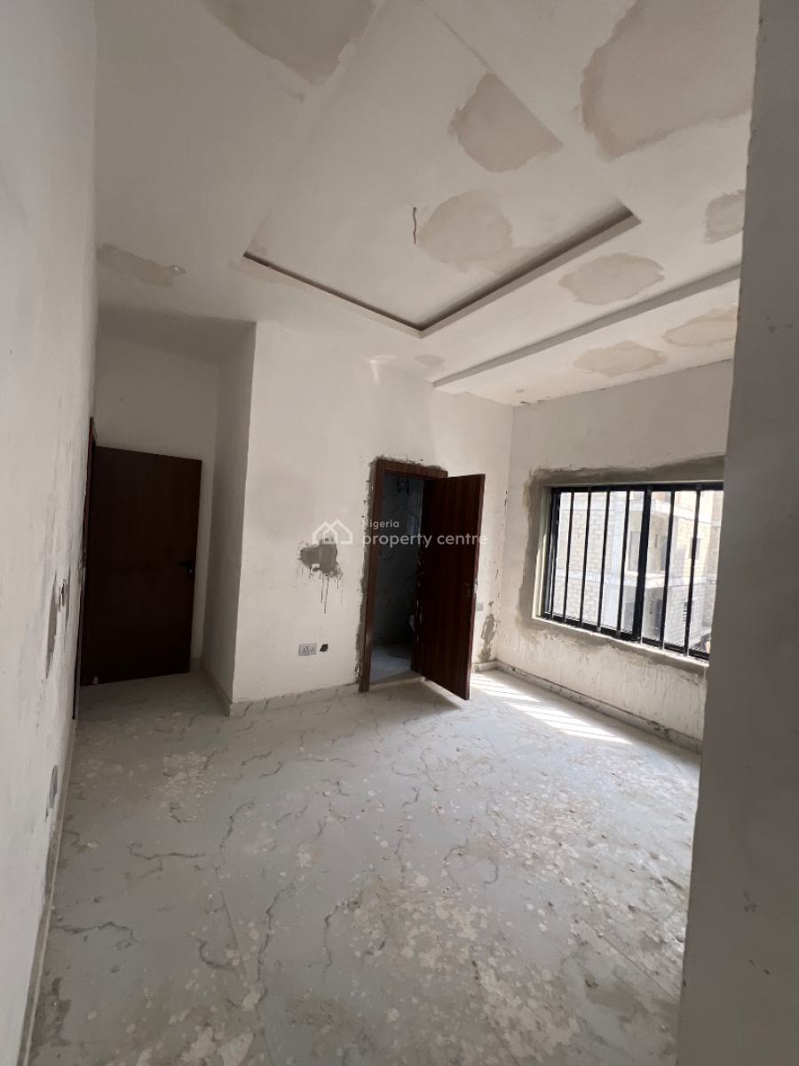 Well Secured 2 Bedroom Apartment in a Serene Neighborhood,, Ikate Lekk, 2 Bedroom Apartment with Swimming Pool , Chisco Ikate, Ikate, Lekki, Lagos, Flat / Apartment for Sale