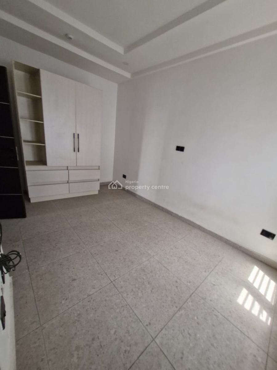 Spacious 4 Bedroom Townhouse with Bq & Laundry Room, Lekki, Lagos, Terraced Duplex for Sale