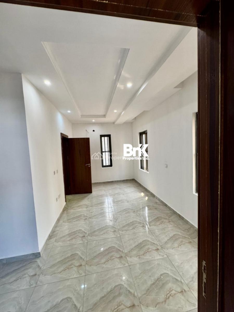 3-bedroom Maisonatte with 1room Bq, Lekki Phase 1, Lekki, Lagos, Flat / Apartment for Rent