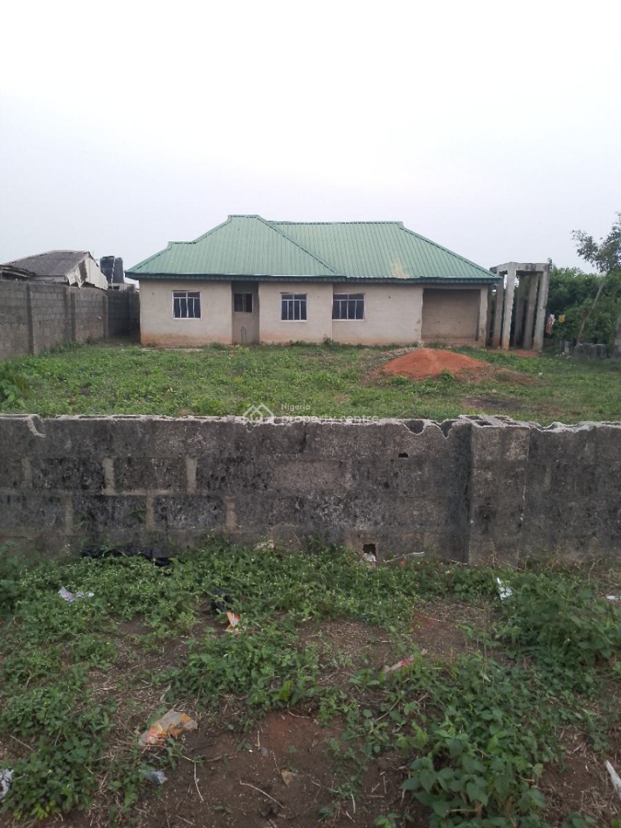 3 Bedroom Bungalow, Agunfoye Off Bayeku Road, Igbogbo, Ikorodu, Lagos, Detached Bungalow for Sale