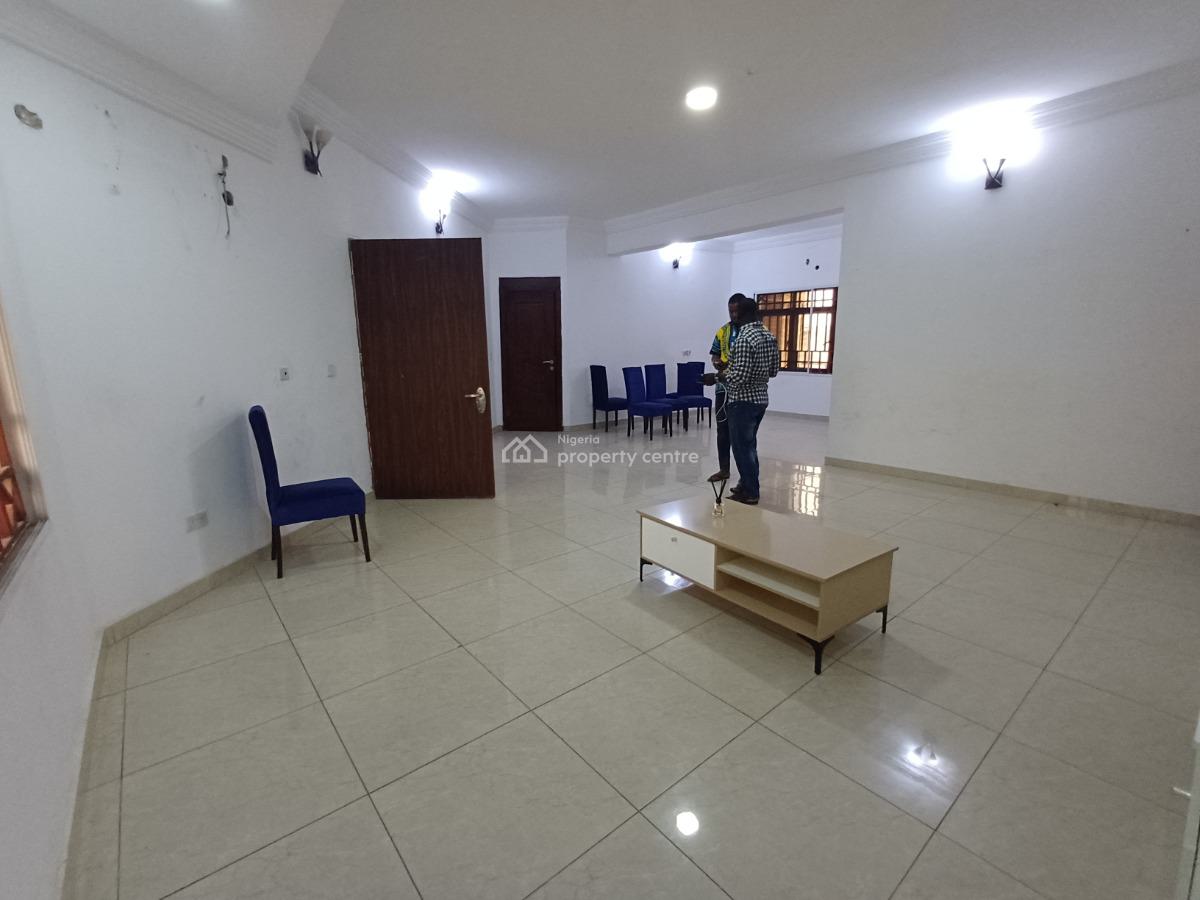 Corporate 3 Bedroom Flat on The Second Floor, Utako, Abuja, Flat / Apartment for Rent