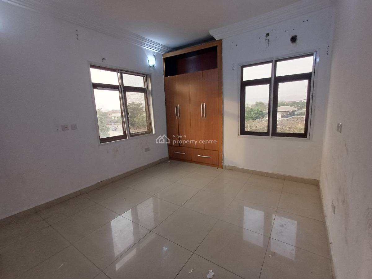 Corporate 3 Bedroom Flat on The Second Floor, Utako, Abuja, Flat / Apartment for Rent