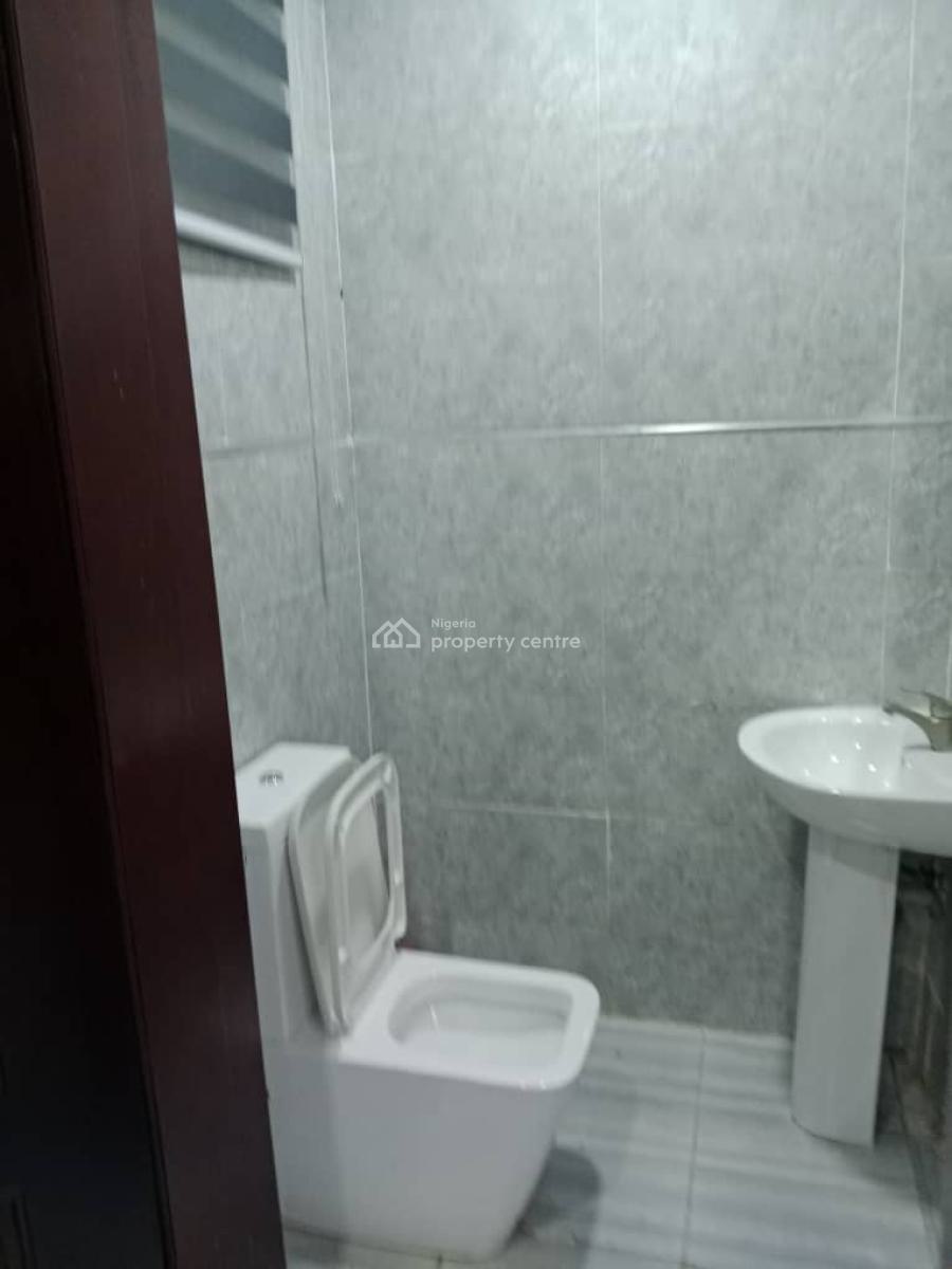 Fully Furnished and Serviced One Bedroom Flat with Swimming Pool Gym, Shoreline Drive Off Turnbull Road, Lkoyi., Ikoyi, Lagos, Mini Flat (room and Parlour) for Rent