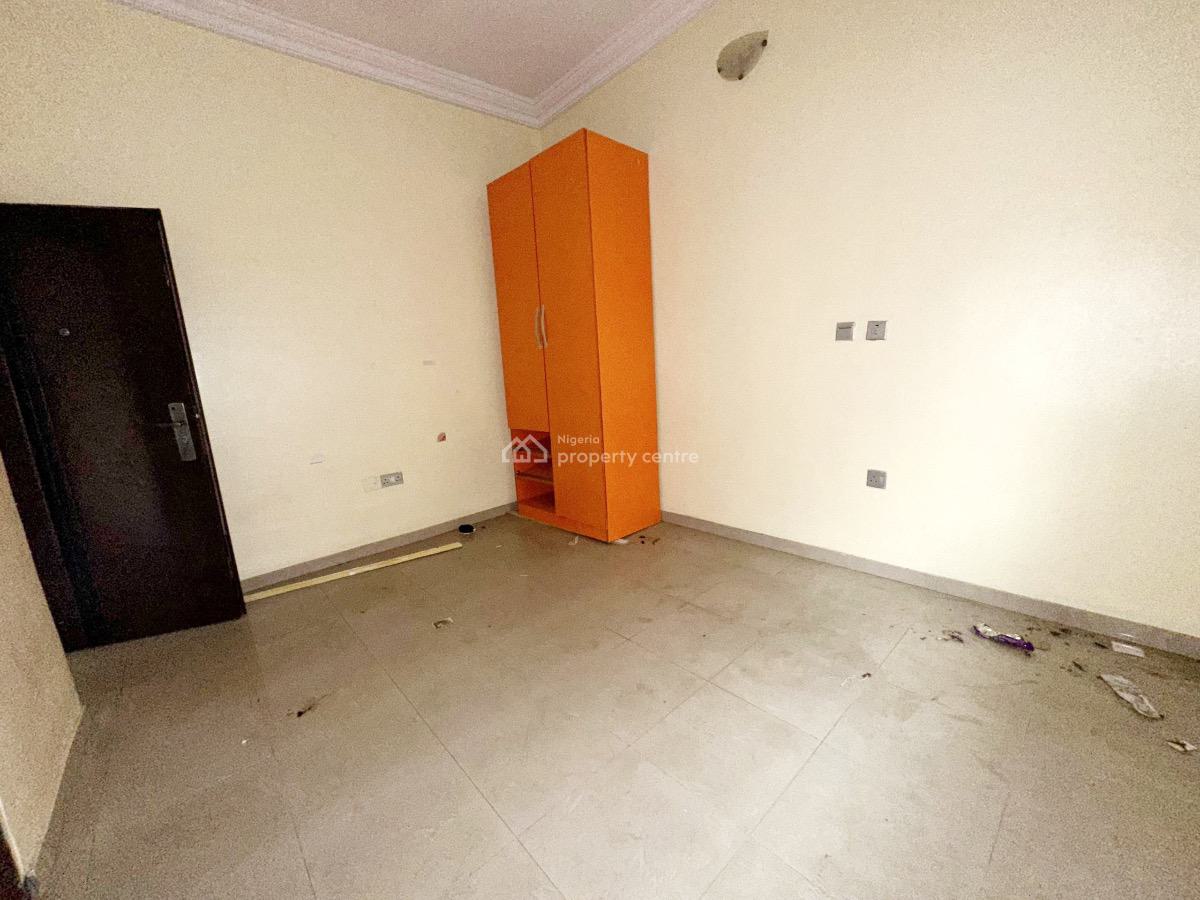 Luxury 3 Bedroom Apartment, Gra Phase 1, Magodo, Lagos, Flat / Apartment for Rent
