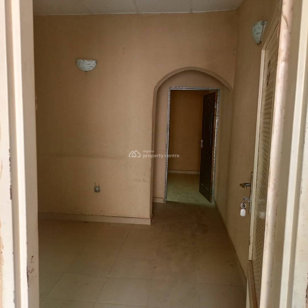 a Strategically Located 1-bedroom Flat, Minna Niger State, Minna, Niger, Mini Flat (room and Parlour) for Rent