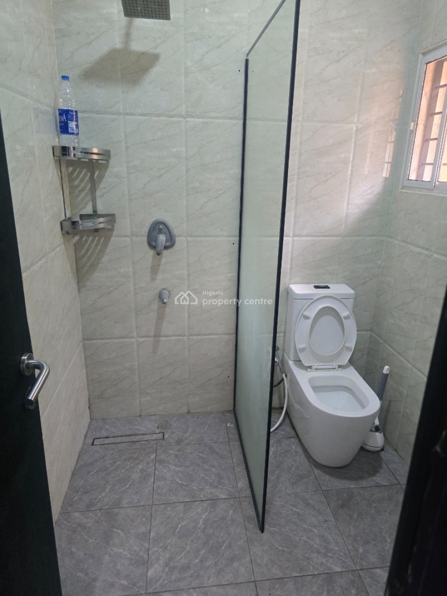 Fully Serviced 1-bedroom Flat Apartment Available, Off Admiralty Road, Lekki Phase 1, Lekki, Lagos, Flat / Apartment for Rent