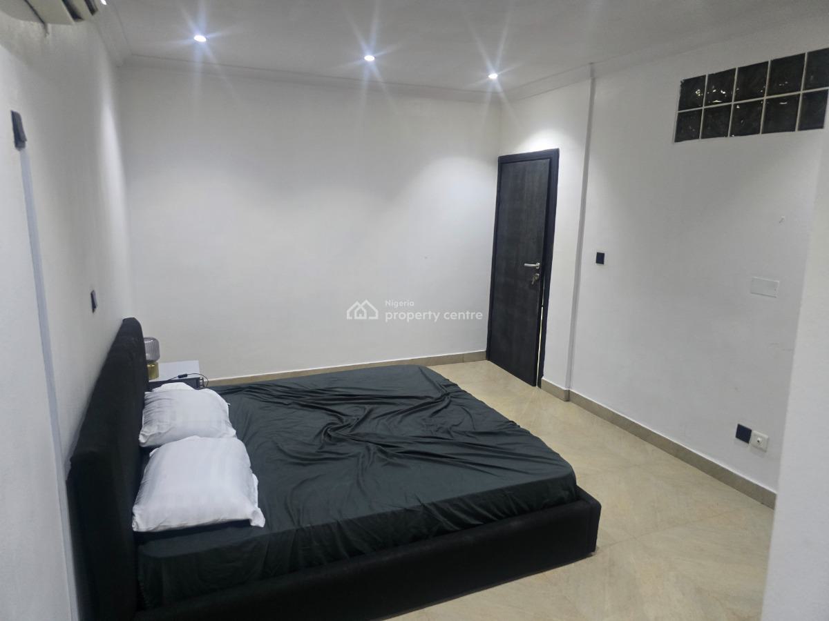 Fully Serviced 1-bedroom Flat Apartment Available, Off Admiralty Road, Lekki Phase 1, Lekki, Lagos, Flat / Apartment for Rent
