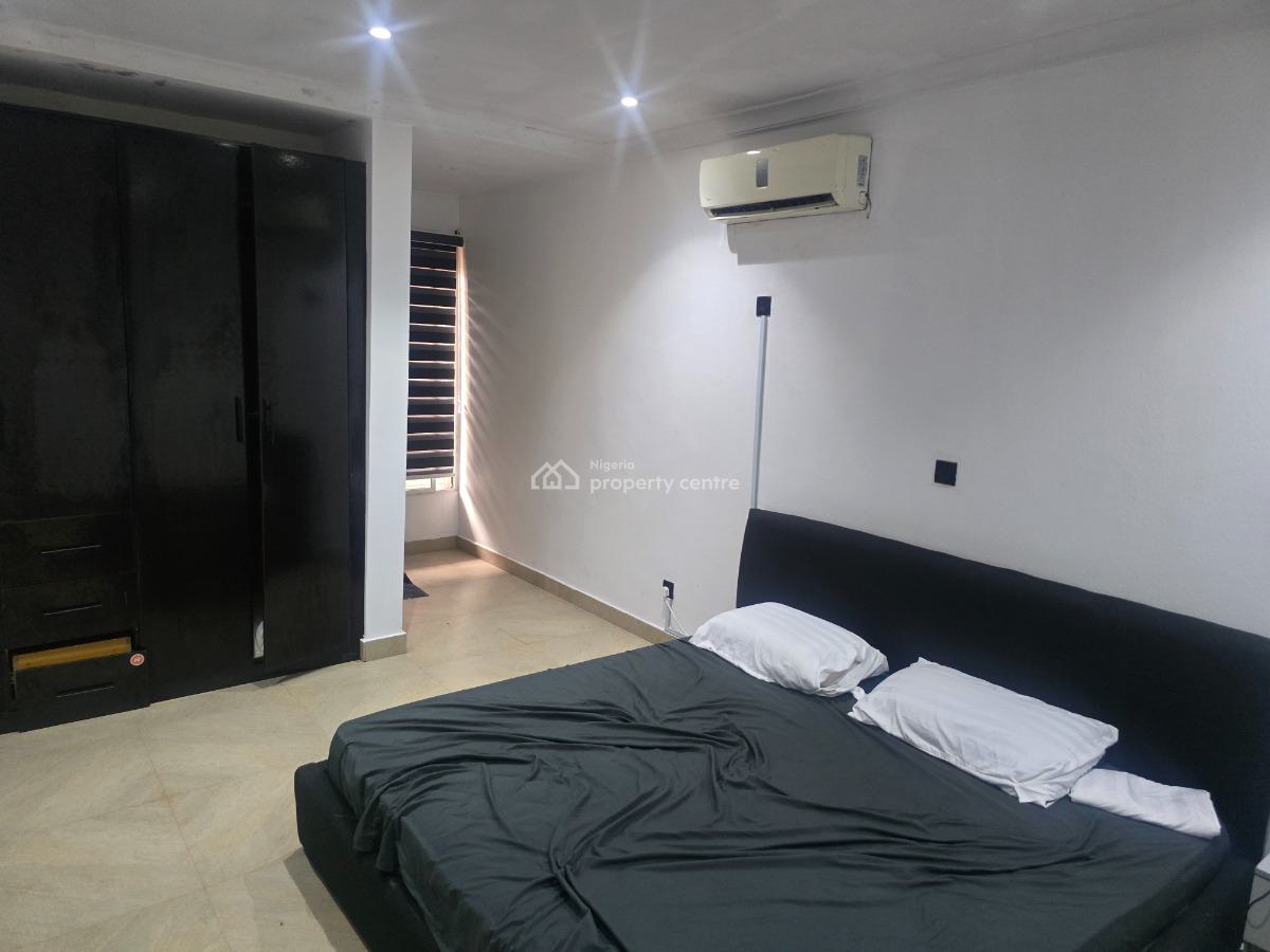 Fully Serviced 1-bedroom Flat Apartment Available, Off Admiralty Road, Lekki Phase 1, Lekki, Lagos, Flat / Apartment for Rent