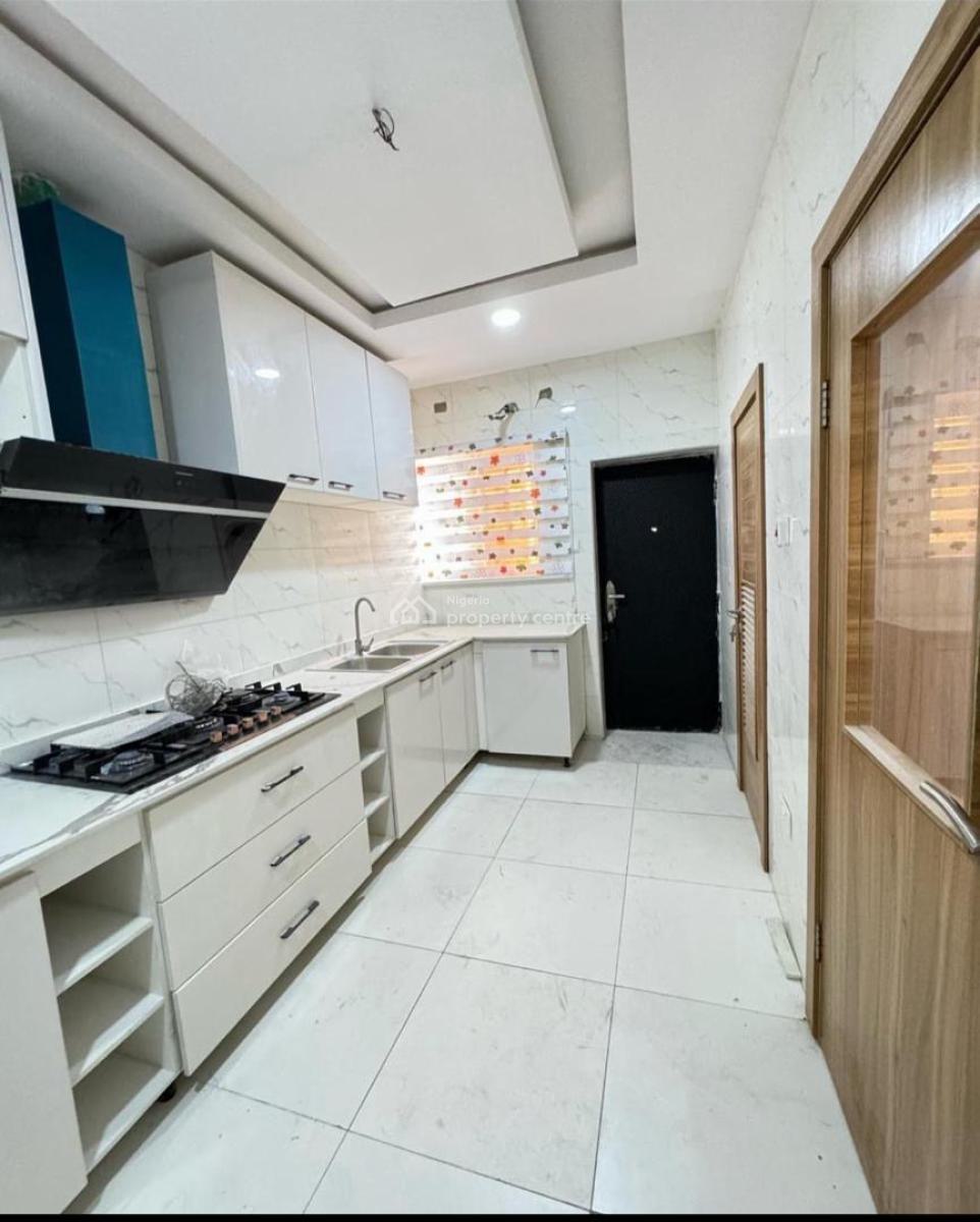 3 Bedroom Apartment in a Secured Estate, Gbagada, Gbagada, Lagos, Flat / Apartment for Sale