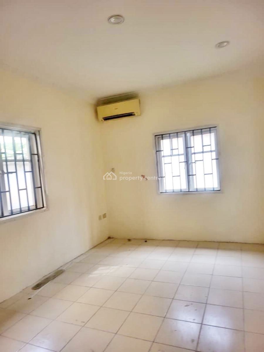 Luxury 2 Bedroom Apartment, Omole Phase 2, Ikeja, Lagos, Flat / Apartment for Rent