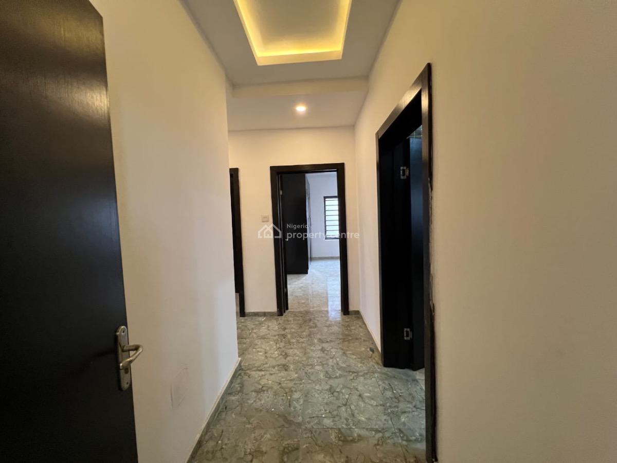 Solid 3 Bedroom Apartment with Bq in a Highly Sought After Estate, Off Freedom Way, Highly Sought After Haven Estate, Ikate, Lekki, Lagos, House for Sale