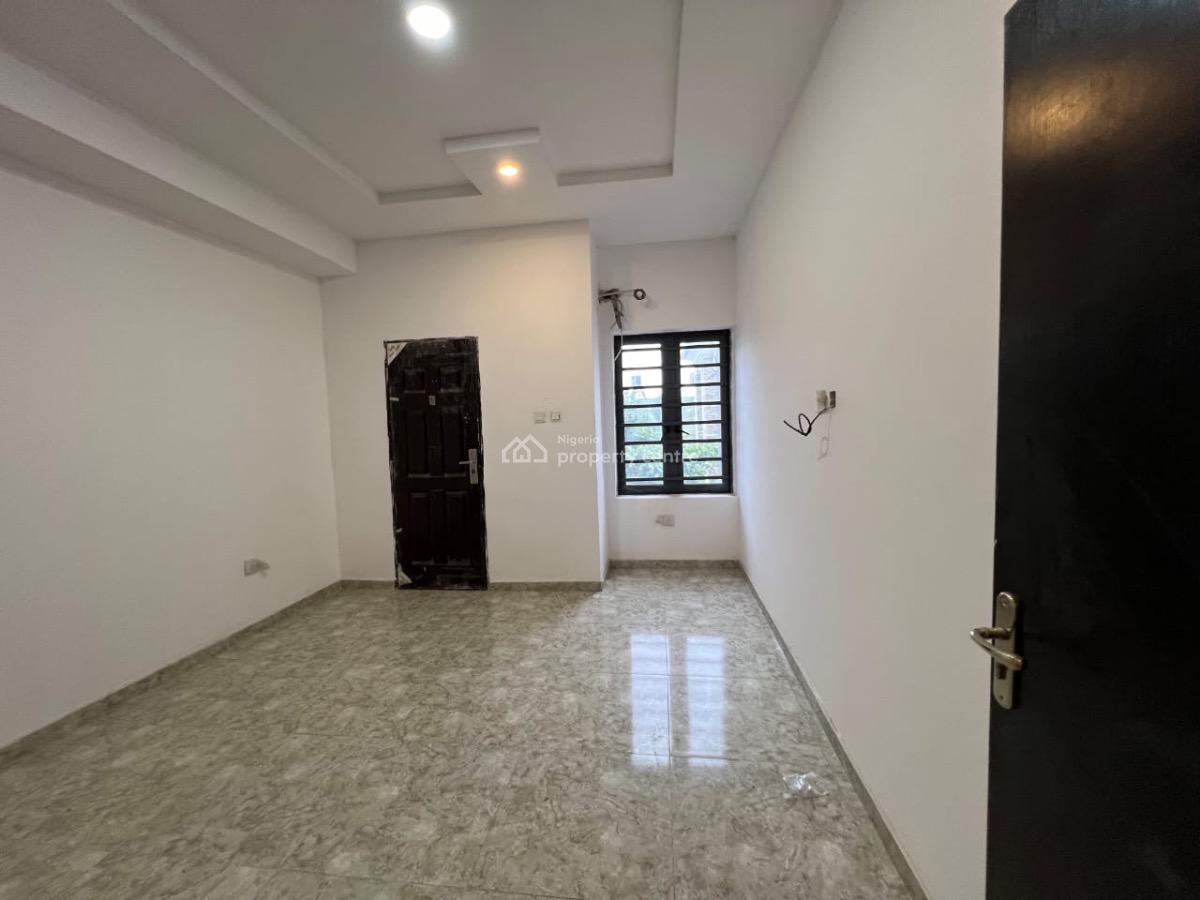 Solid 3 Bedroom Apartment with Bq in a Highly Sought After Estate, Off Freedom Way, Highly Sought After Haven Estate, Ikate, Lekki, Lagos, House for Sale