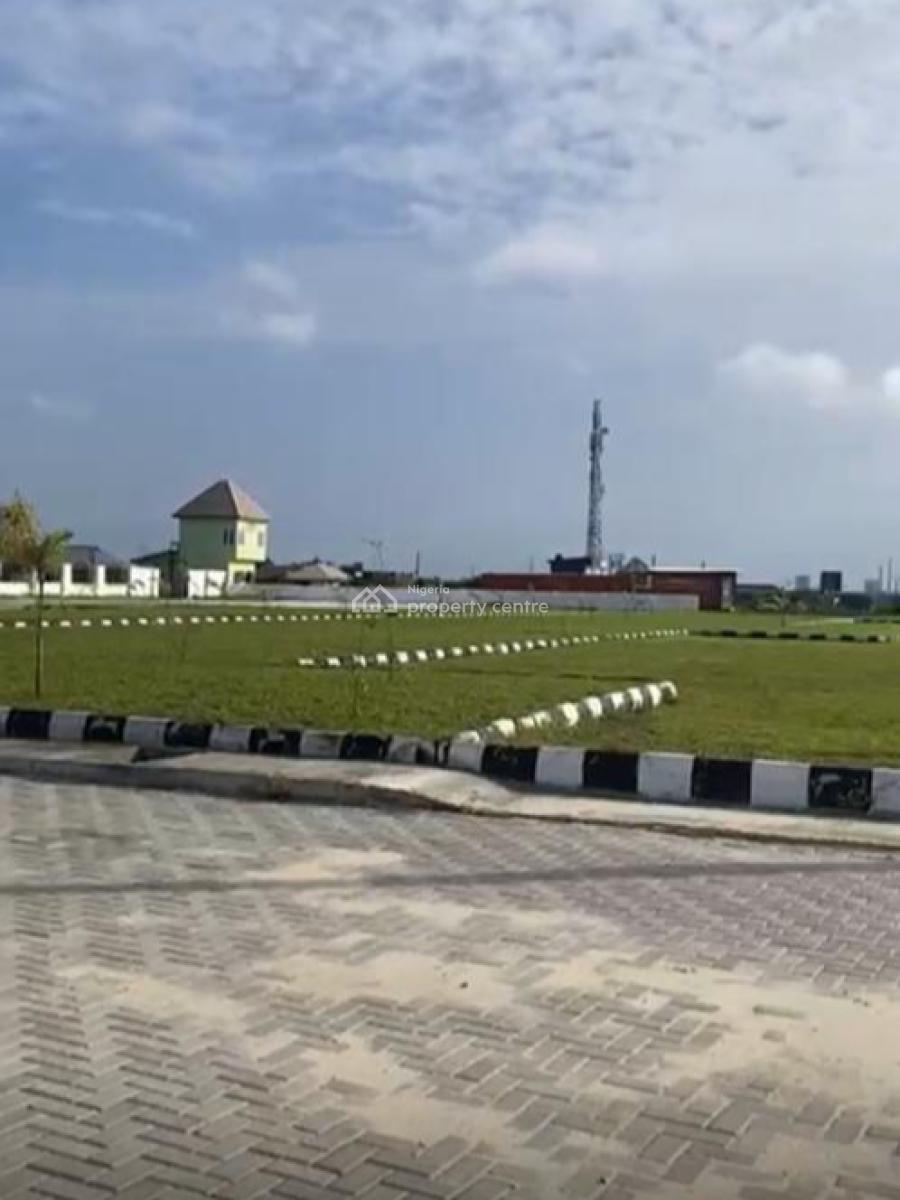 500sqm Estate Land in Pecfect Location, Tiwa Commercial  Hub, Eleranigbe, Ibeju Lekki, Lagos, Residential Land for Sale