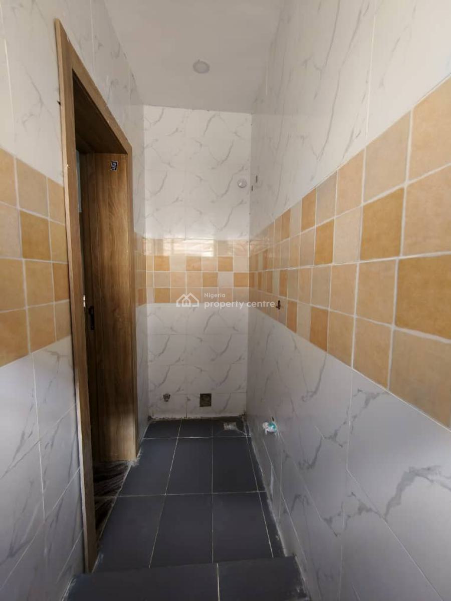 Brand New Luxury Unit of 2 Bedroom Apartment, Ologolo, Lekki, Lagos, Flat / Apartment for Sale