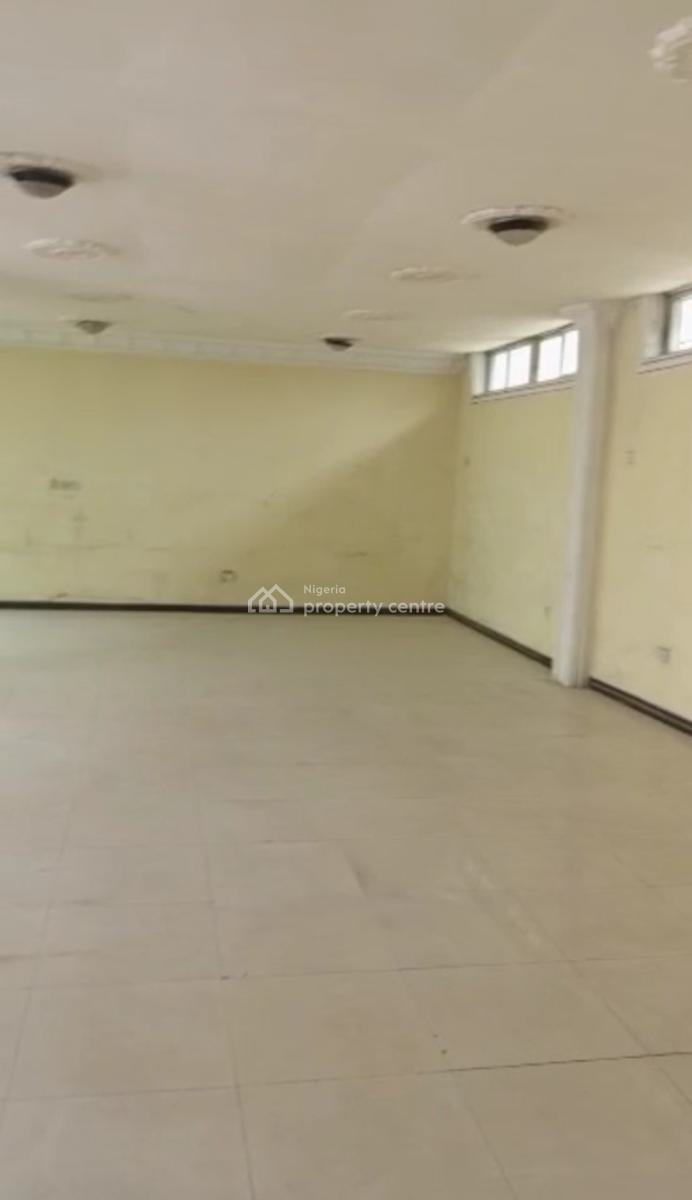 320 Sqm One Story Building Warehouse, Eleganza Gardens at Vgc Bus Stop, Vgc, Lekki, Lagos, Warehouse for Rent